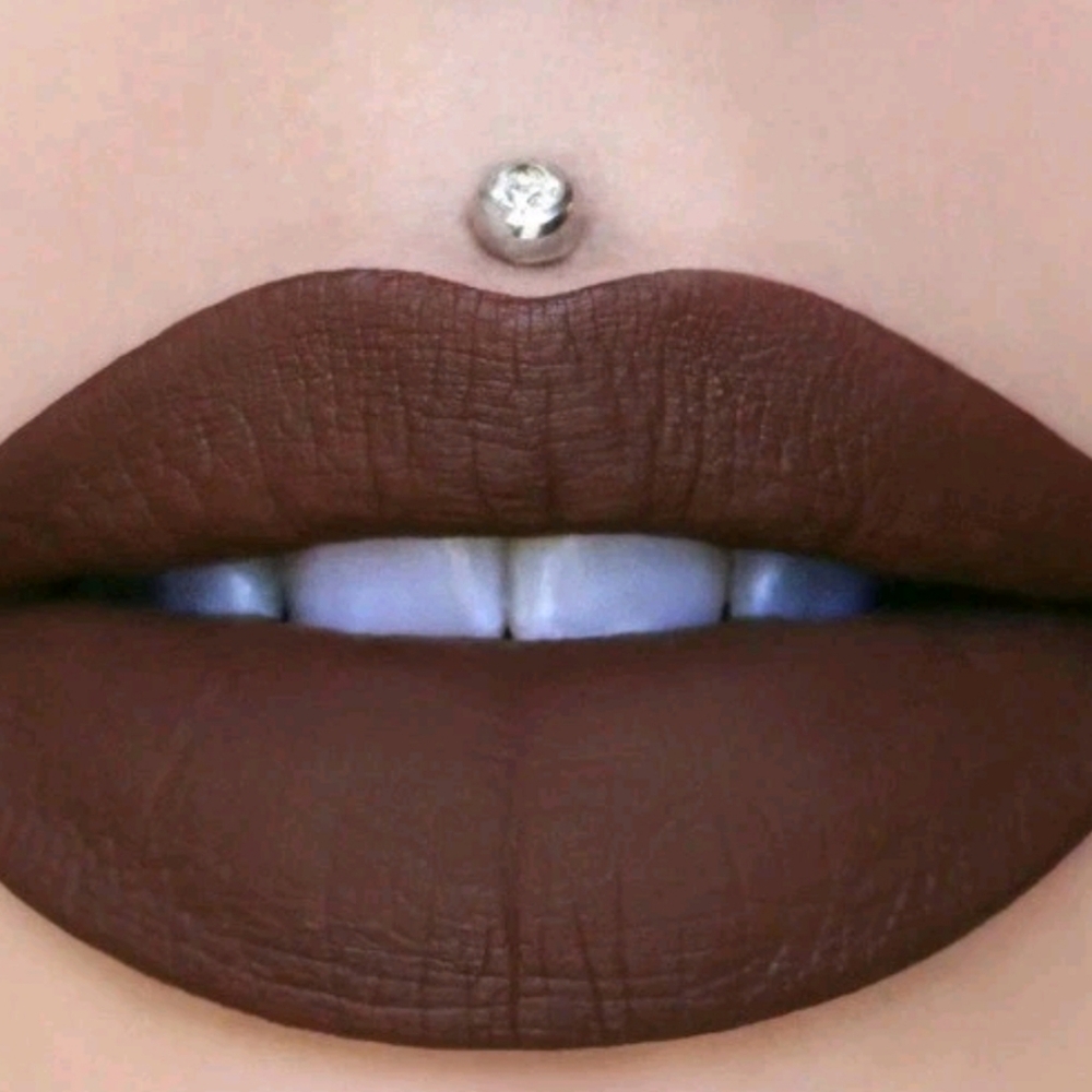 Jeffree Star Velour Liquid Lipstick Dominatrix